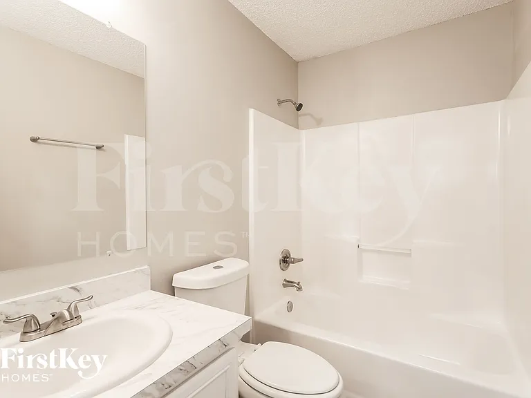 1598 Twin Oak Dr — Photo 14