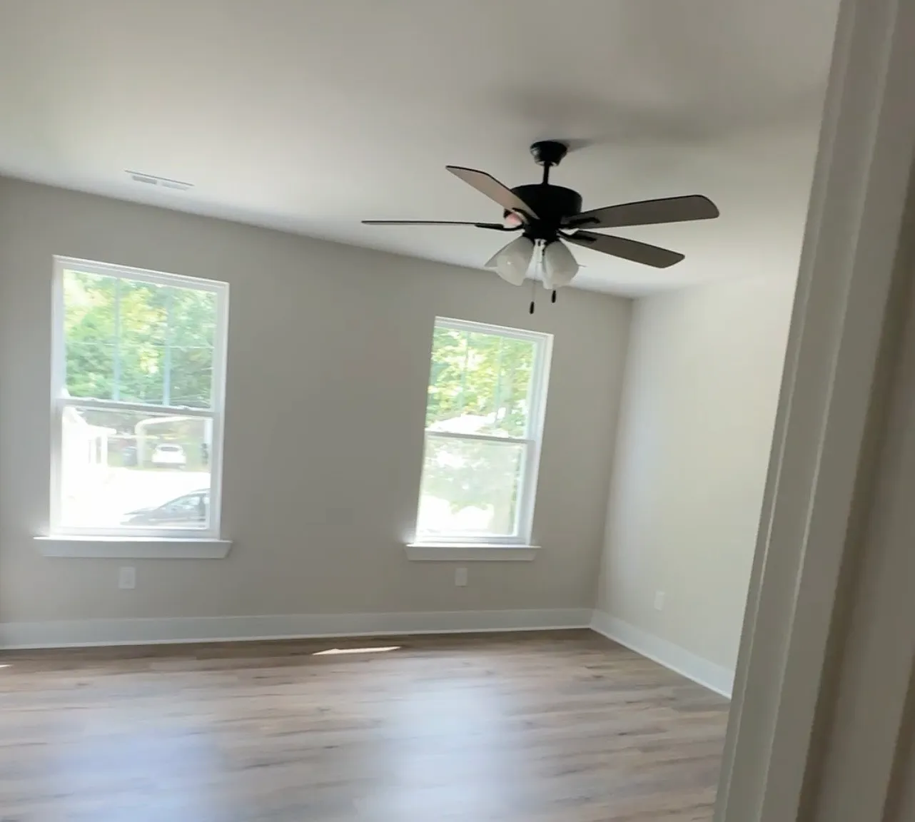 3 bed, 1552 sqft, $850 — Photo 2