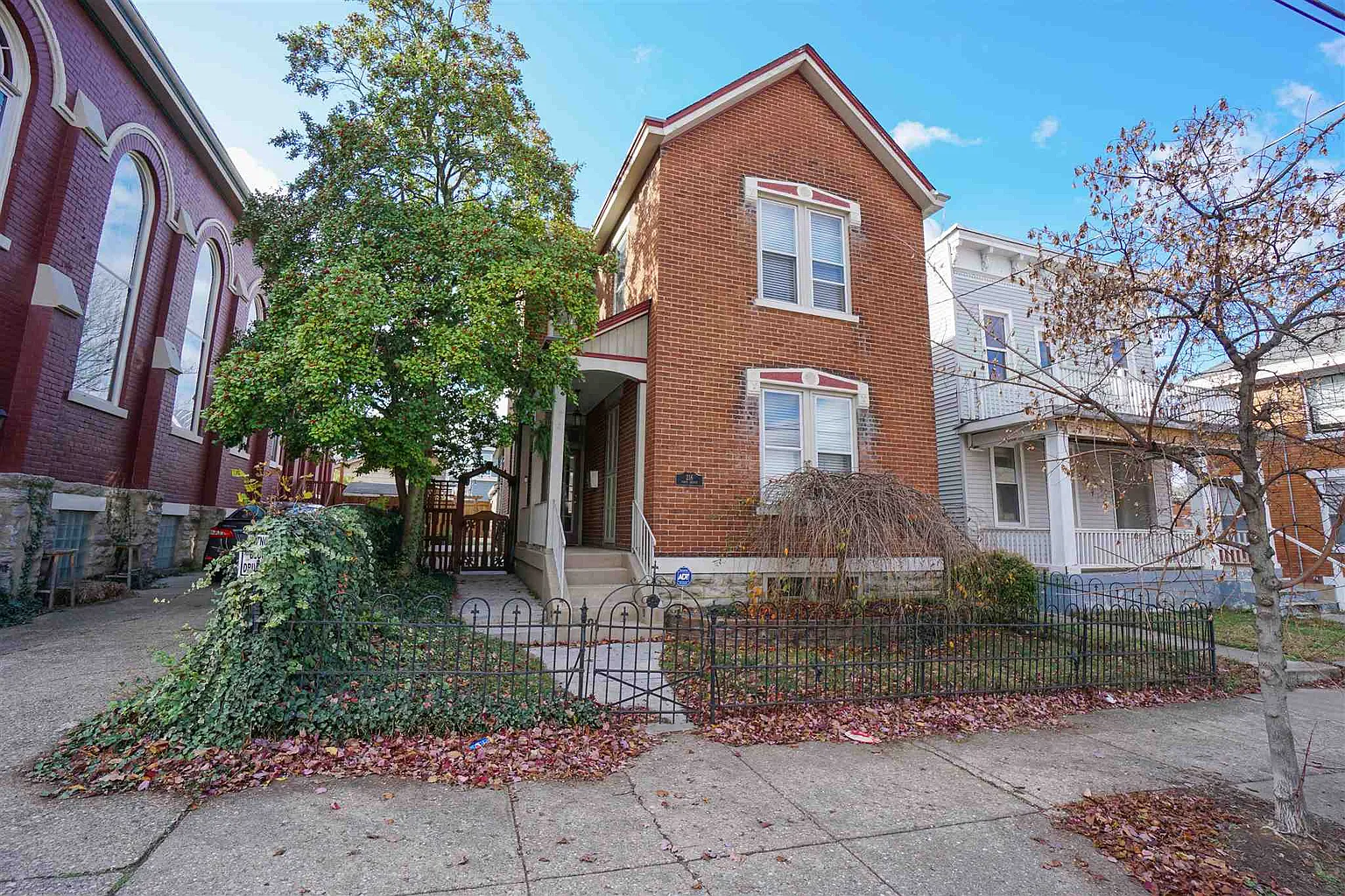 216 Foote Ave photo 1