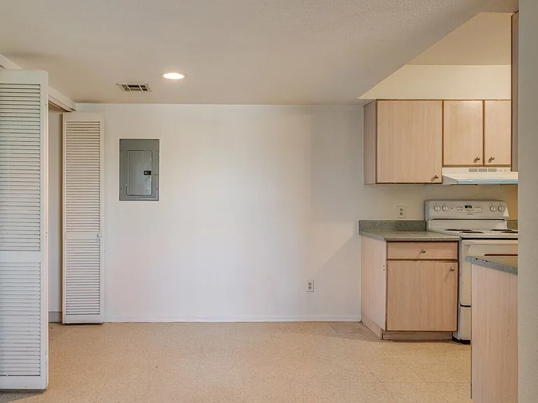 Casa De Roman Apartments — Photo 7