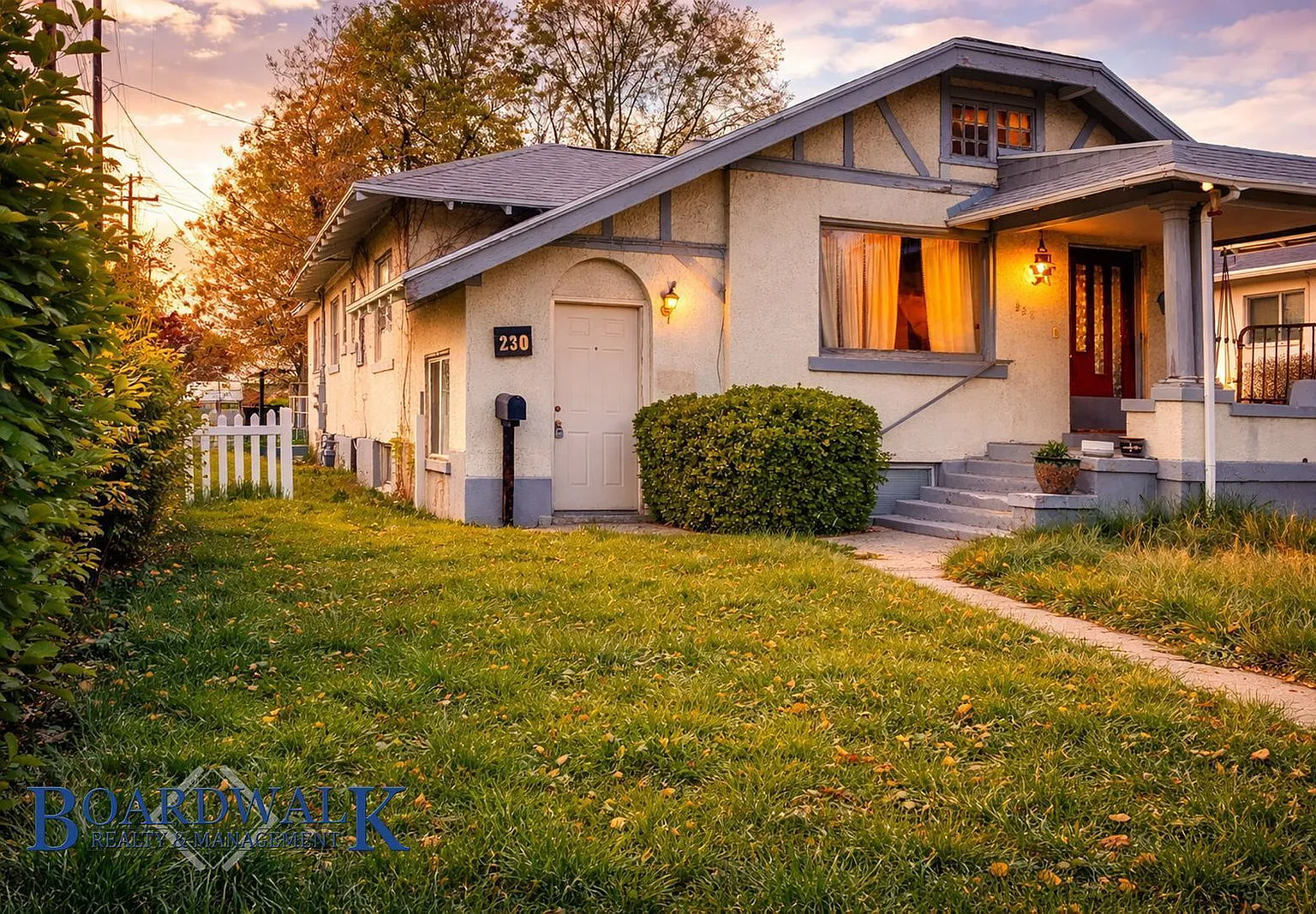 1 bed, 1.0 bath, 1119 sqft, $1,050 — Photo 2