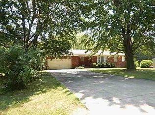 220 Pepper Ln, Paducah, KY 42001