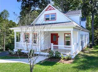 306 Pritchard Rd, Candler, NC 28715