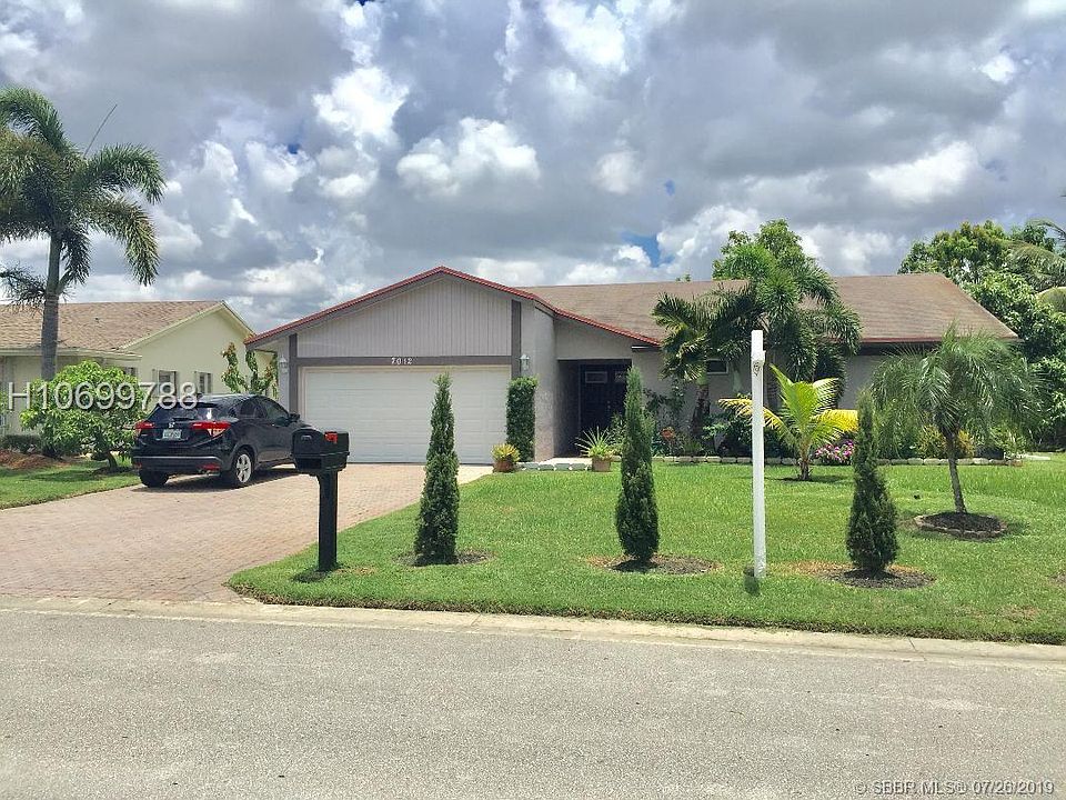 1st image of 7012 NW 101st Ave