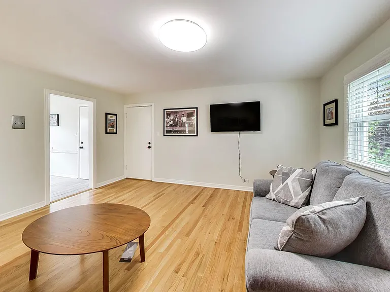6407 N Normandy Ave #2N — Photo 5