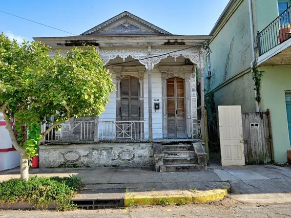 2446 Dauphine St, New Orleans, LA 70117