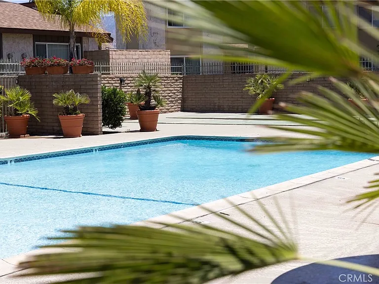 1272 Vista Serena Ave — Photo 22