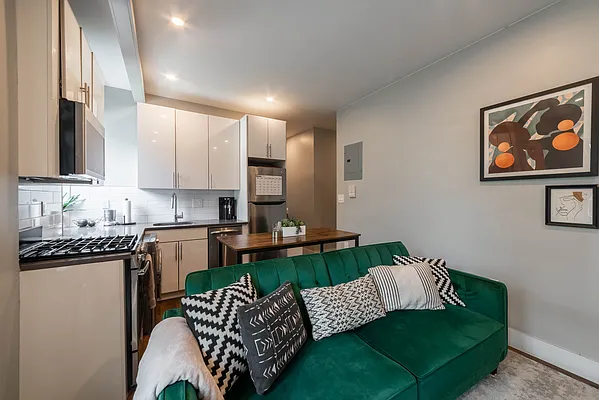 Rented by ATM Realty Service Inc | media 9