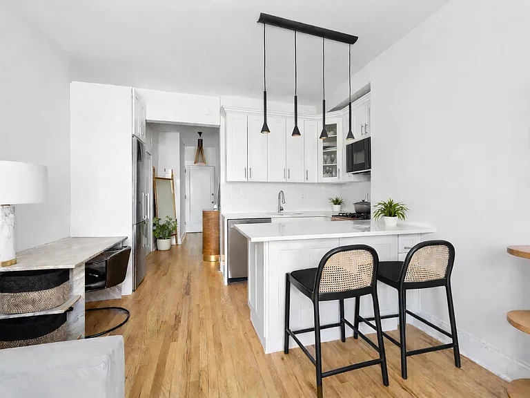 87 Barrow St #5G — Photo 3