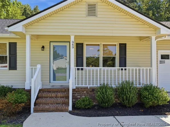 949 Kennesaw Dr, Fayetteville, NC 28314