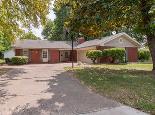 2424 S Franklin Ave, Springfield, MO 65807