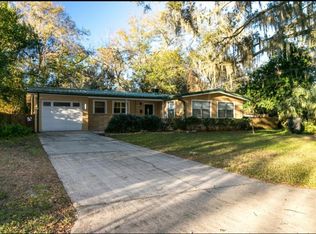 1110 NE 5th Pl, Gainesville, FL 32601