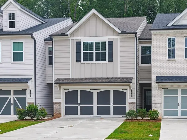 5141 Sidney Square Dr, Flowery Branch, GA 30542