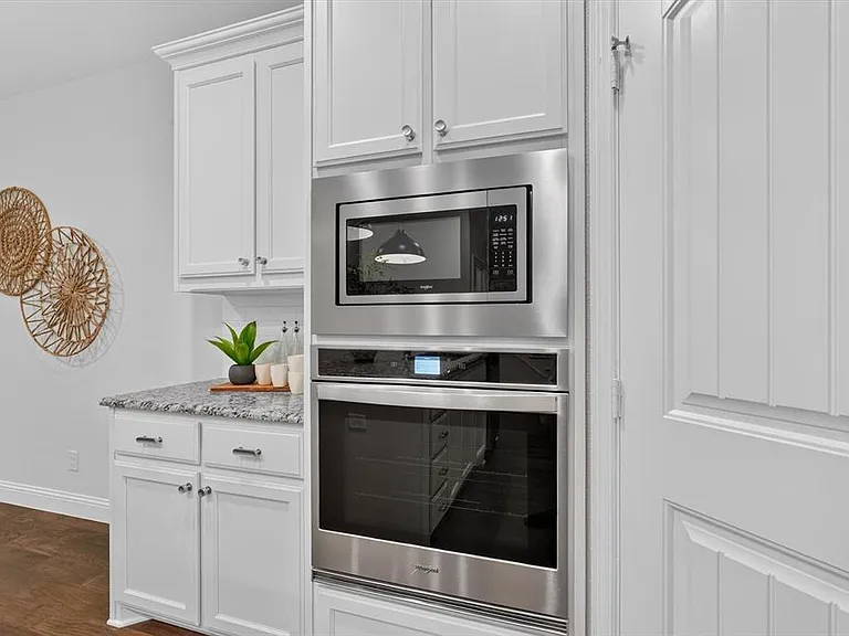 2873 Creekway Dr — Photo 12