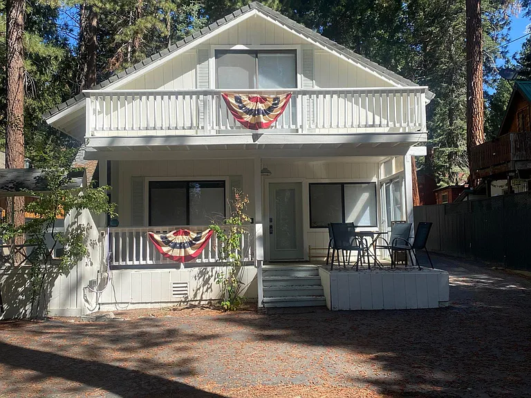 8635 Rainbow Ave — Photo 2