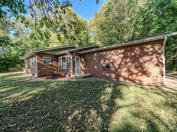 5th image of 308 S Bluff Rd