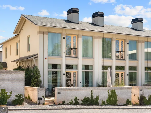 550 Heatherden Ave, Fayetteville, GA 30214