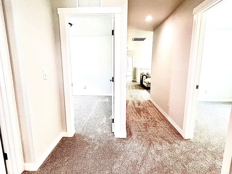 7435 W Trumbull Ct — Photo 44