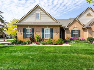 1398 Waverly Dr #75, White Lake, MI