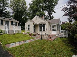 151 Crooked Hill Rd, Huntington, NY 11743