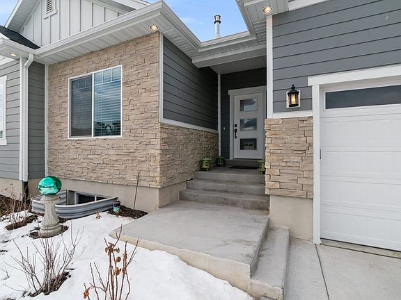 5th image of 3143 S Deer Canyon Dr