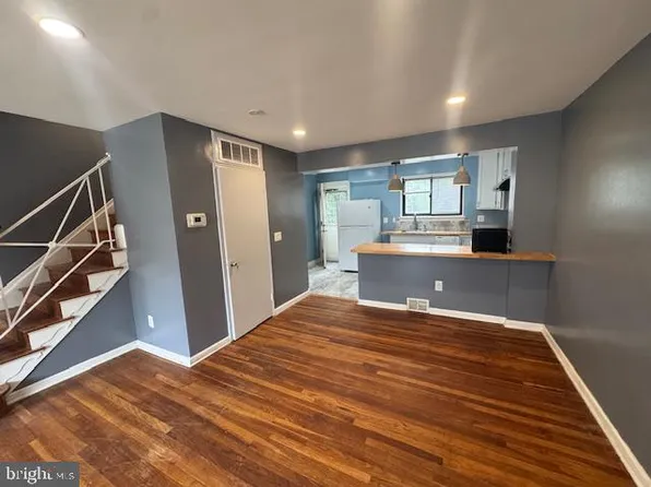 3525 Manorwood Dr, Hyattsville, MD 20782