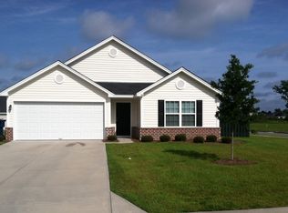 30 Amber Dr, Port Wentworth, GA 31407