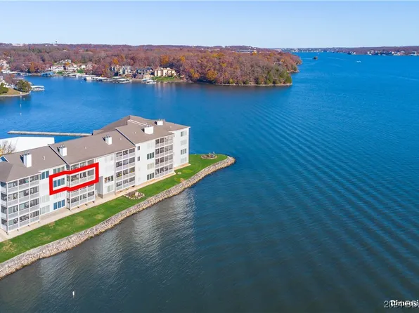 492 Regatta Bay Dr #3D, Lake Ozark, MO 65049