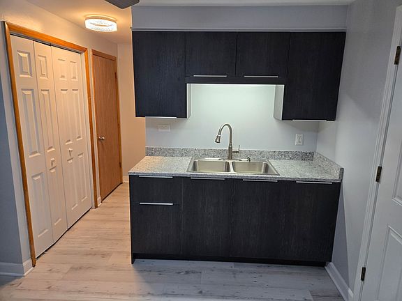 5th image of 6618 S Michigan Ave APT E