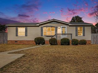 3214 Lyndon Dr, Little River, SC 29566