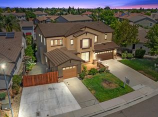 5215 Iris Spring Way, Elk Grove, CA 95757