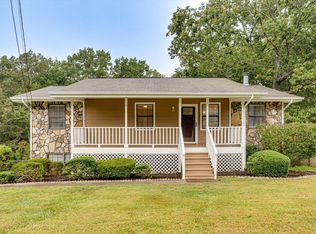 4925 Hunter Village Dr, Ooltewah, TN 37363