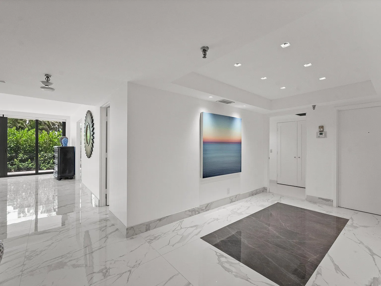 3 bed, 2.5 bath, 2423 sqft, $13,000 — Photo 2