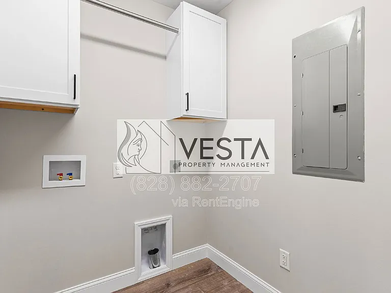 474 Hague Dr — Photo 20