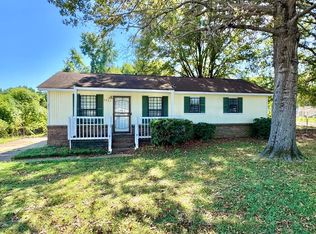 2955 Lake Park Rd, Memphis, TN 38127