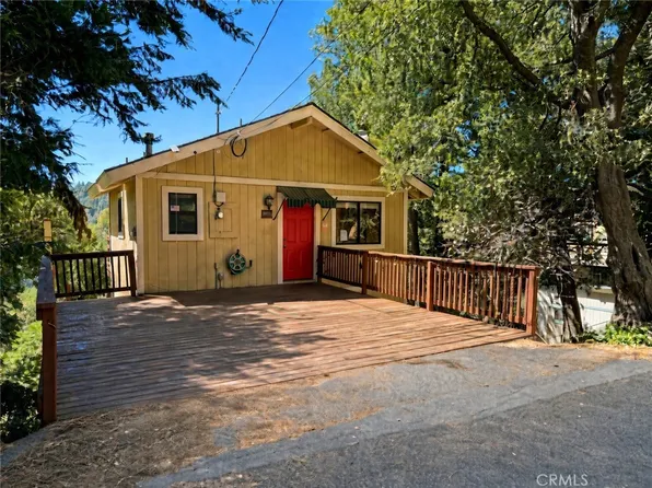 25075 Basel Dr, Crestline, CA 92325