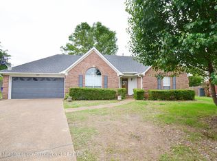 5747 Brice Cv S, Olive Branch, MS 38654