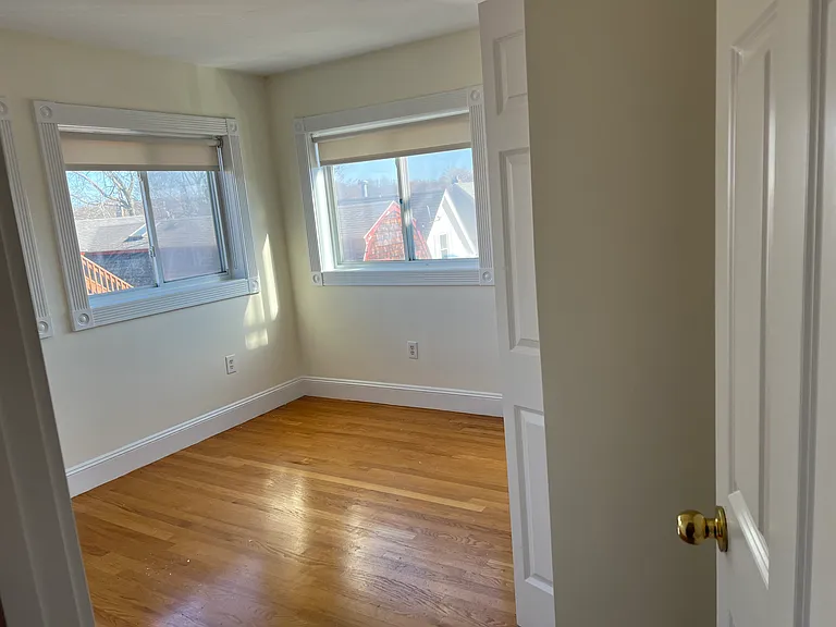 144 Washington St #8 — Photo 6