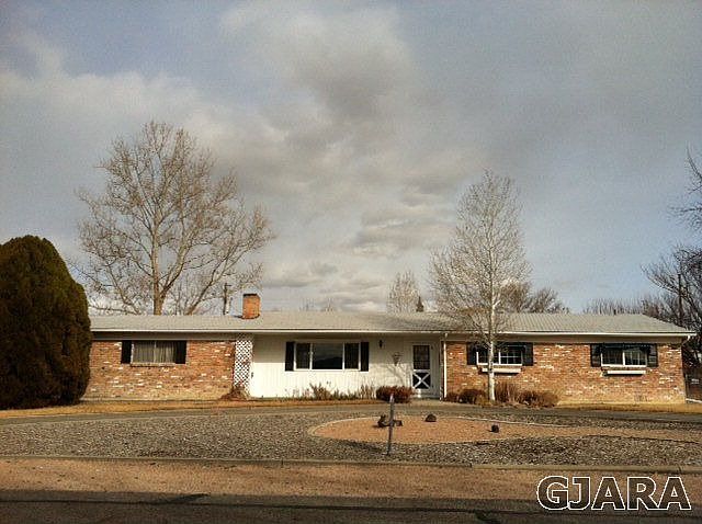 1st image of 724 Galaxy Dr