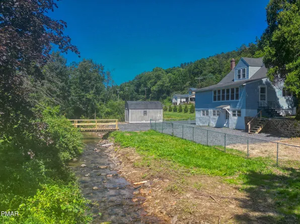 163 Silver Spring Blvd, Kunkletown, PA 18058