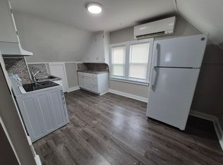 512 S Washington St, East Rochester, NY 14445