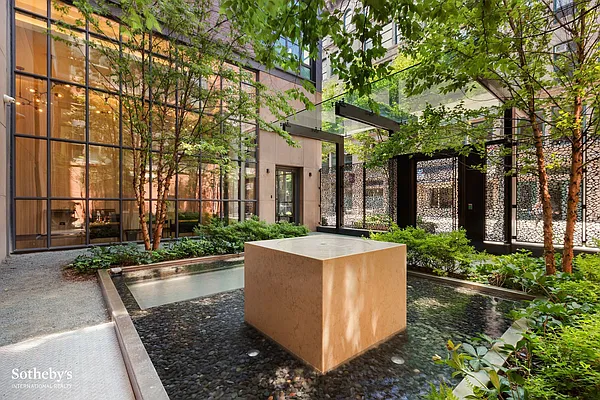 Sold by Sotheby's International Realty | media 28