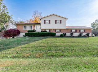 8507 Gregory Way, Louisville, KY 40219
