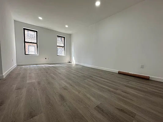Rented by Coda Real Estate NYC | media 13
