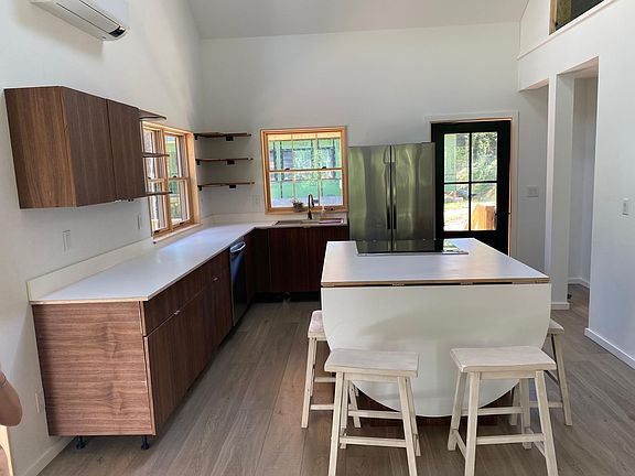 Kitchen island is great for entertaining