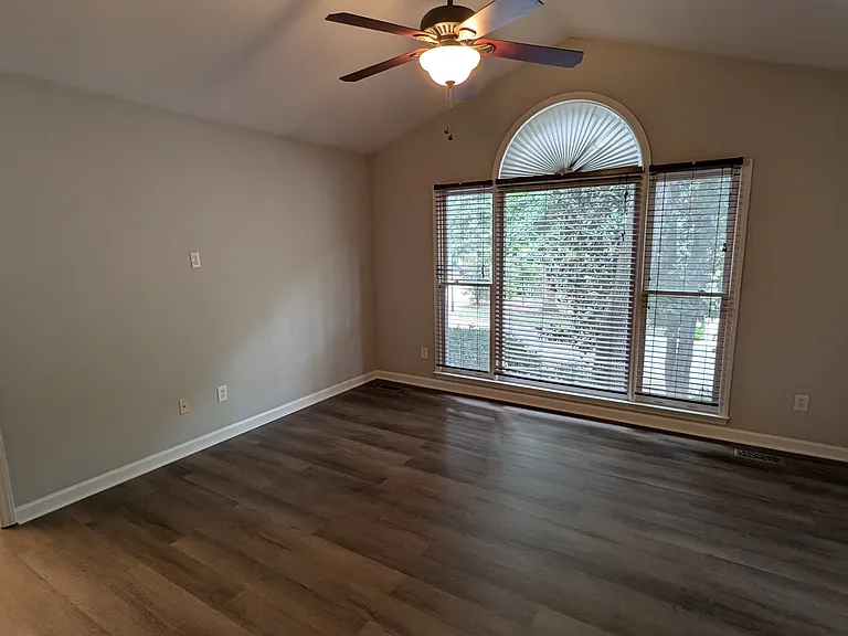 2900 Enson Pl — Photo 6