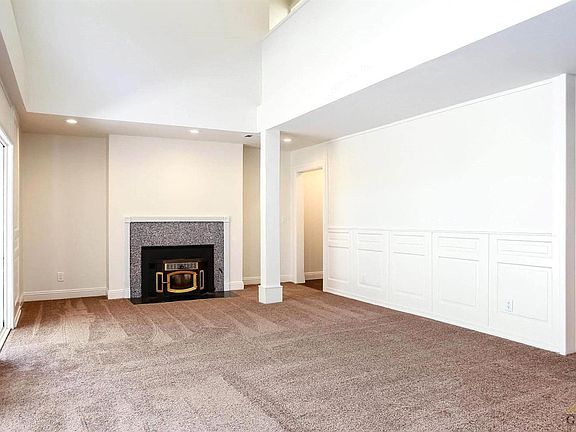 5th image of 2516 Nadelhorn Ct