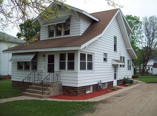 309 McDonald St, Walnut, IL 61376