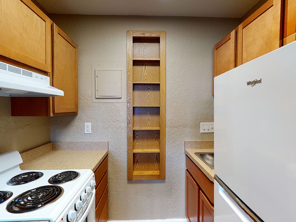 1st image of 709-715 McCormick Ave #18556664