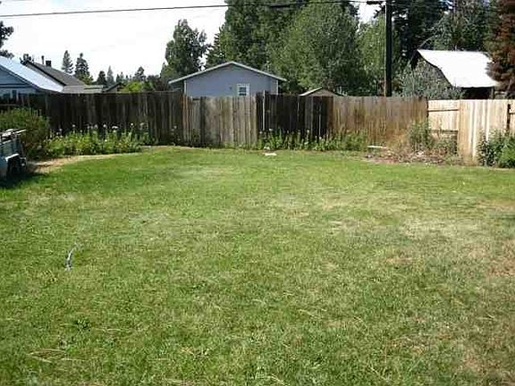2nd image of 605 Birch St